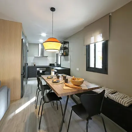Fridays Flats Onix House Holiday home *