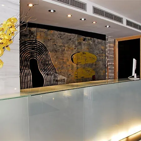 Turisticos Madanis * L'Hospitalet de Llobregat