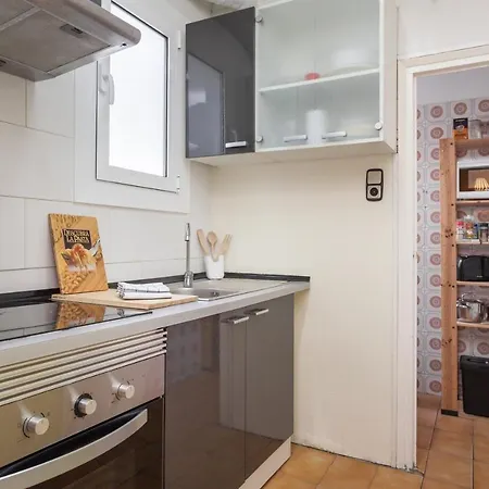 Apartamento Apartamento Con Encanto, Luminoso Y Tranquilo *