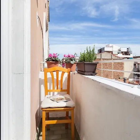 Apartamento Apartamento Con Encanto, Luminoso Y Tranquilo