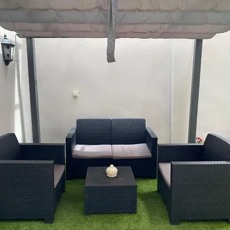 Homestay Camp Nou Nueva Casa *