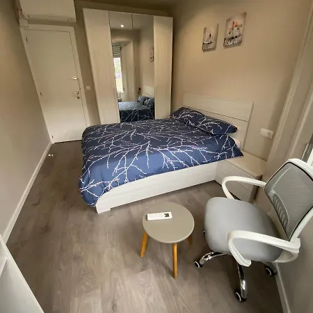 Camp Nou Nueva Casa Homestay *