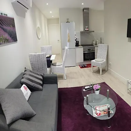 Barcelona, De 2 Habitaciones. Apartamento L'Hospitalet de Llobregat