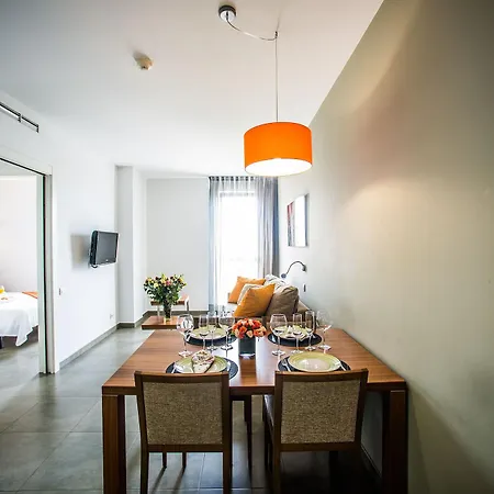 Ona Living Barcelona Aparthotel 4*