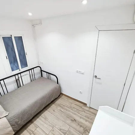 Apartment Colors Fira Gran Via *