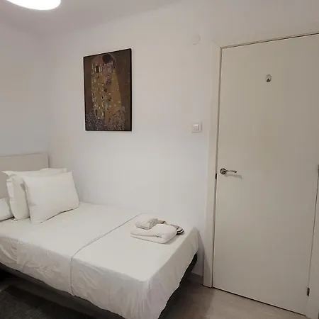 Apartment B O D Collblanc L'Hospitalet de Llobregat