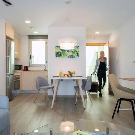 Apartment Aura Park Fira Bcn *