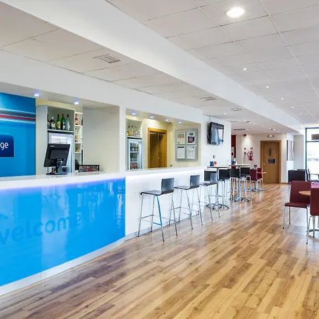 Travelodge Barcelona Fira Hotel