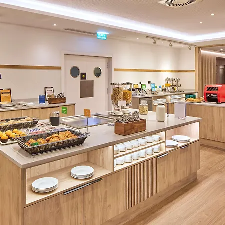 Hampton By Hilton Barcelona Fira Gran Via Hotel