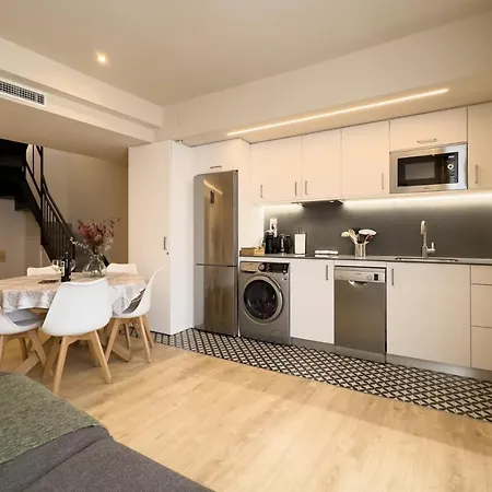 Barcelona Touch - Progres Apartment