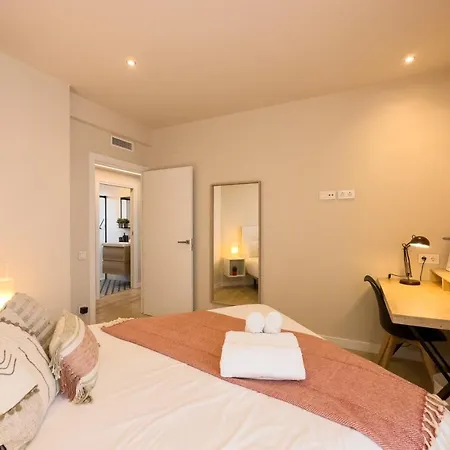 Barcelona Touch - Progres Apartment *