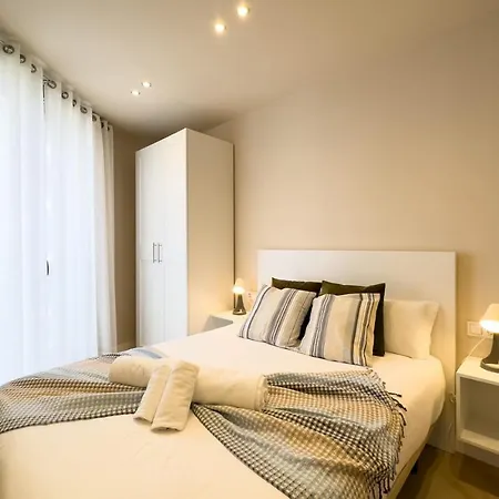 Barcelona Touch - Progres Apartment