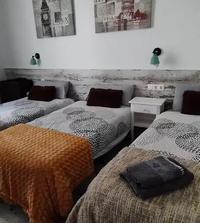 Apartment Fira Bcn Camp Nou * L'Hospitalet de Llobregat