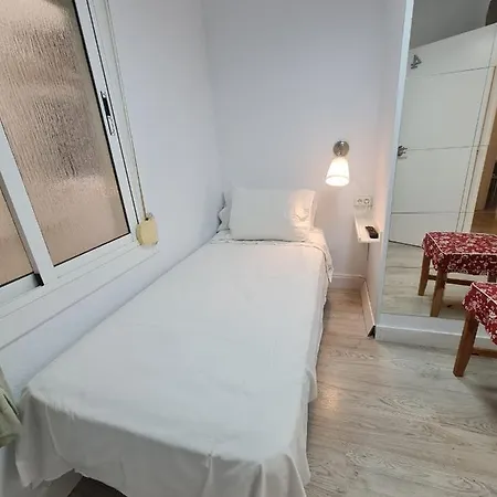 Guest house Alojamiento Buxeres L'Hospitalet de Llobregat