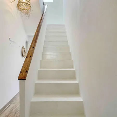 Holiday home Casa Mandarina: 4 Bedrooms - 2 Terraces - Parking