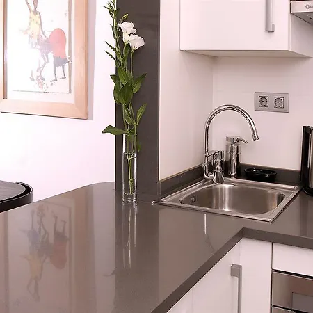 Apartment Turisticos Madanis L'Hospitalet de Llobregat