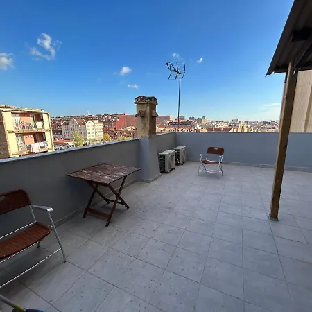 Apartment Camp Nou Nueva Casa 91 *