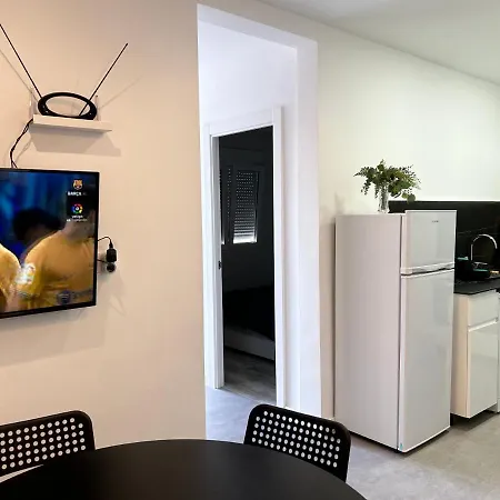 Apartment Camp Nou Nueva Casa 91 *