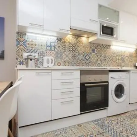Designer Near Fira Balcony 5ppwifismart Tv By Myrentalhost Apartment *