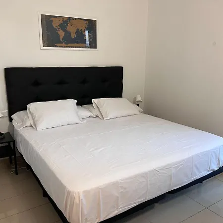 Fira Gran Via 2 - Private In A Shared - Privadas En Compartido Campsite