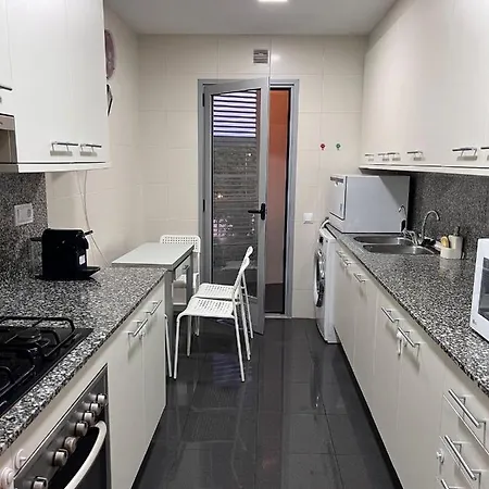 Fira Gran Via 2 - Private In A Shared - Privadas En Compartido Campsite *