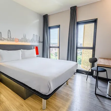 Hotel Easyhotel Barcelona Fira L'Hospitalet de Llobregat
