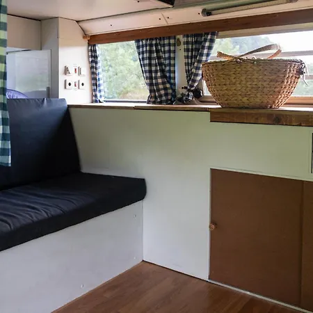 Apartment Retro Vw Kombi T2 Campervan