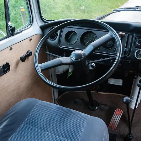Apartment Retro Vw Kombi T2 Campervan