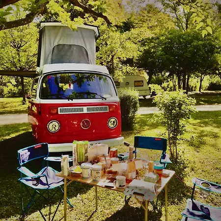 Retro Vw Kombi T2 Campervan * L'Hospitalet de Llobregat