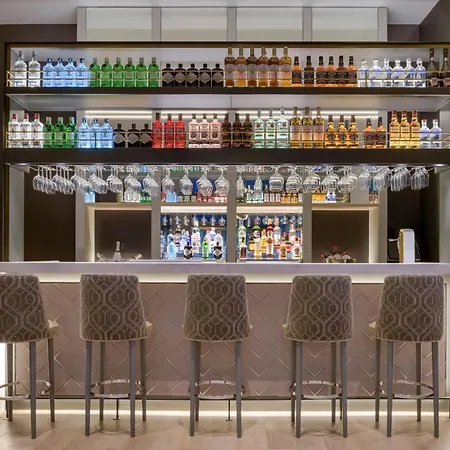 Hotel Ac Som By Marriott