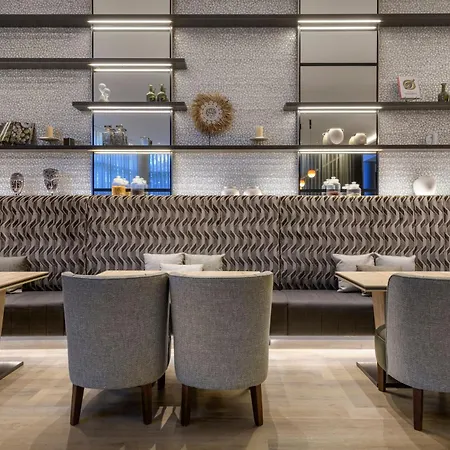Ac Som By Marriott L'Hospitalet de Llobregat