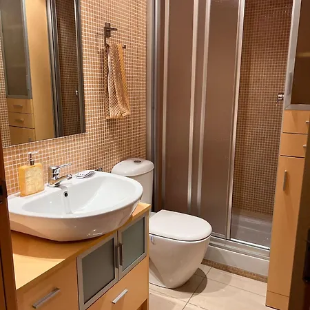 Fira Gran Via 2 - Private In A Shared - Privadas En Compartido