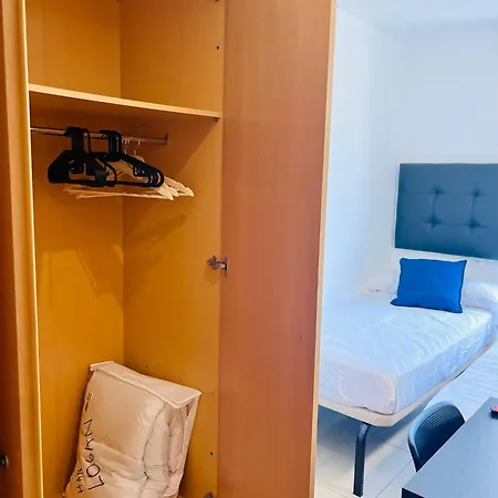 Fira Gran Via 2 - Private In A Shared - Privadas En Compartido Campsite
