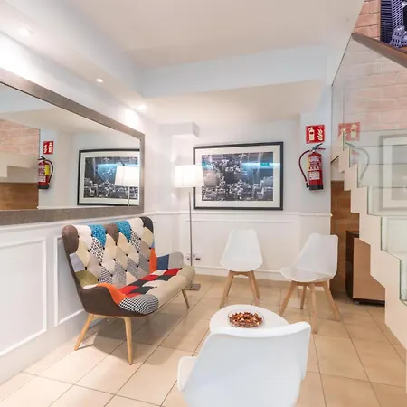 Serennia Fira Gran Via Exclusive Hotel