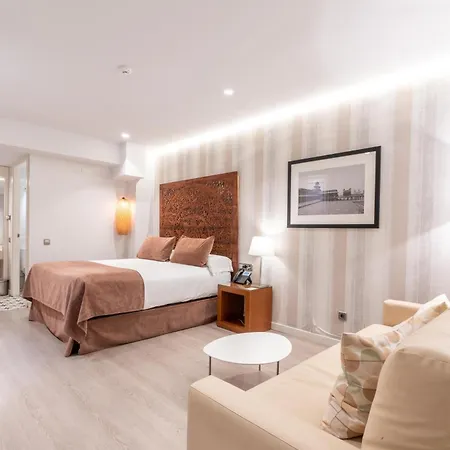 Serennia Fira Gran Via Exclusive Hotel