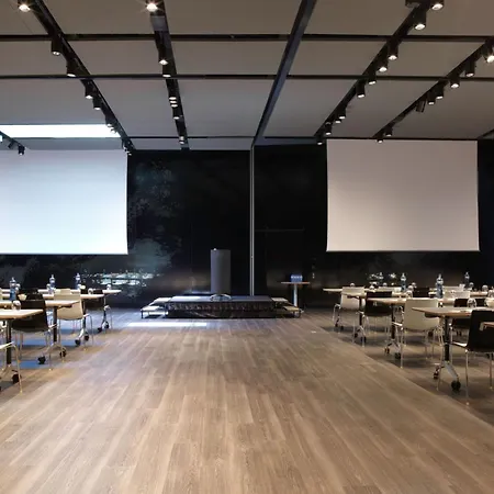 Renaissance Barcelona Fira Hotel 4*