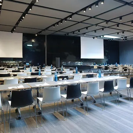 Hotel Renaissance Barcelona Fira