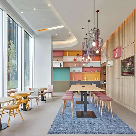 Hampton By Hilton Barcelona Fira Gran Via Hotel