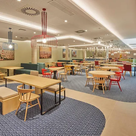 Hotel Hampton By Hilton Barcelona Fira Gran Via