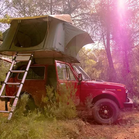 Apartment Lada Niva Camperized - Available In Barcelona