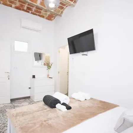 Casa Batito * L'Hospitalet de Llobregat