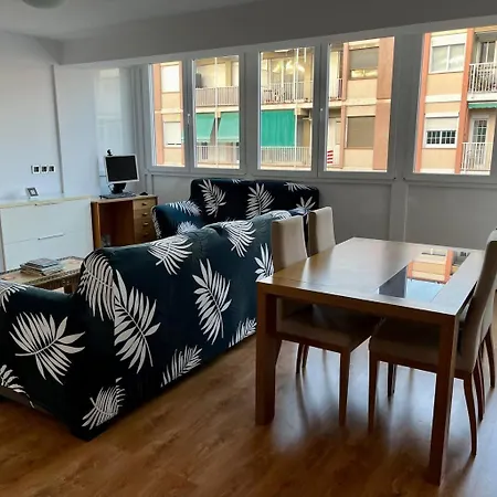 Apartment Amplio Cerca De Fira Y Del Centro L'Hospitalet de Llobregat