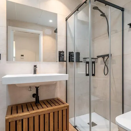 Apartamento Limehome Barcelona Placa Pirineus L'Hospitalet de Llobregat