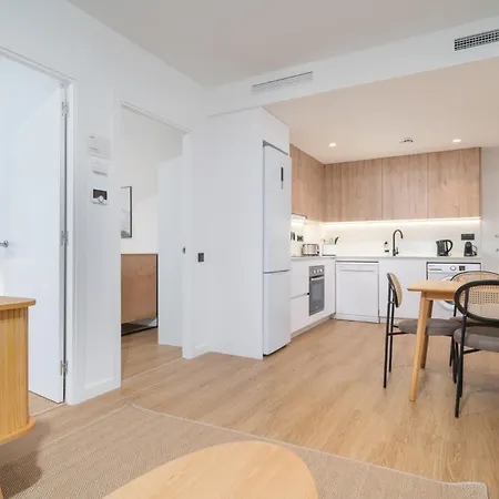 Apartamento Limehome Barcelona Placa Pirineus