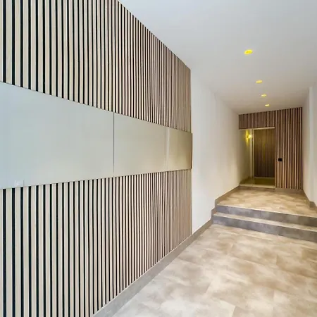 Novus Homes Barcelona Collblanc Apartment *