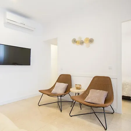Novus Homes Barcelona Collblanc * L'Hospitalet de Llobregat