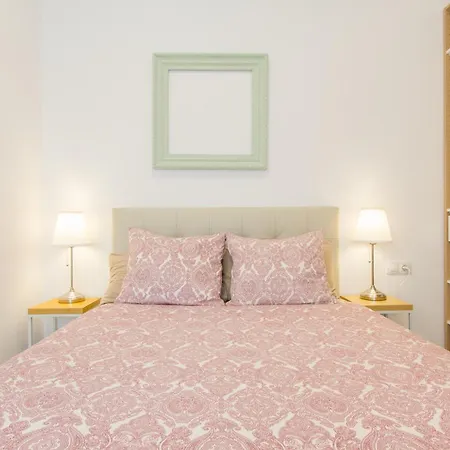 Novus Homes Barcelona Collblanc *