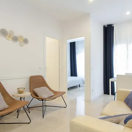 Novus Homes Barcelona Collblanc Apartment *