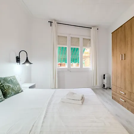 Bed&bcn Mas Apartment