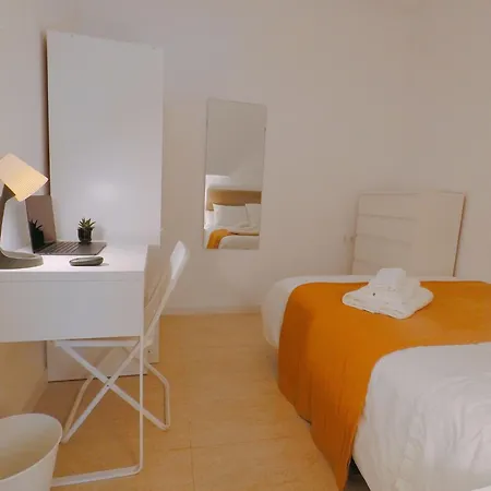 Karlabcnhome L'Hospitalet de Llobregat